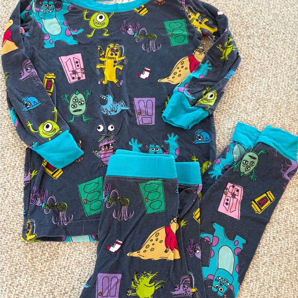 Monster Little Sleepies 12-18M GUC